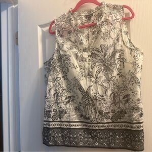 Talbots Black and White Sleeveless Buttoned Blouse